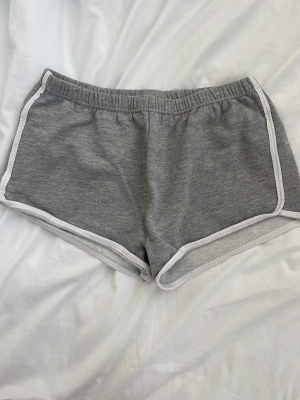 urban outfitters gray shorts 1