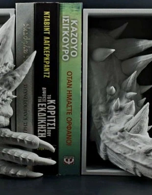 Smaug game of thrones inspired booknook, merk: Game of Thrones, staat: Heel goed, € 38,95, € 41,60 inclusief Kopersbescherming