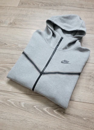 veste / gilet nike tech fleece gris clair logo noir taille S homme - SKU 502, brand: Nike, condition: Very good, size: S, €59.99, €63.69 includes Buyer Protection Pro