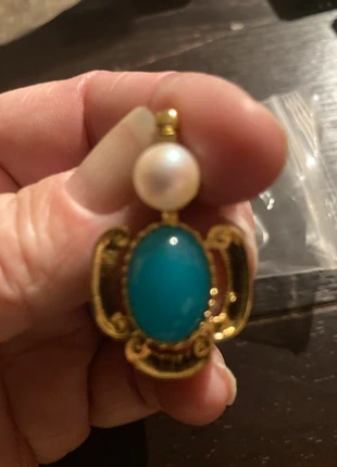 Boucle d’oreille agate et perle de culture, marque: Charlize, état: Neuf sans étiquette, 16,00 €, 17,50 € Protection acheteurs incluse