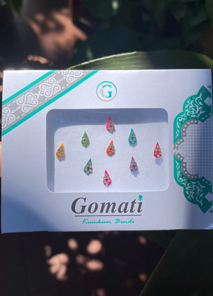 Indian bindi set decorazioni adesive a goccia per fronte, marque: Indian, état: Très bon état, 2,50 €, 3,33 € Protection acheteurs incluse