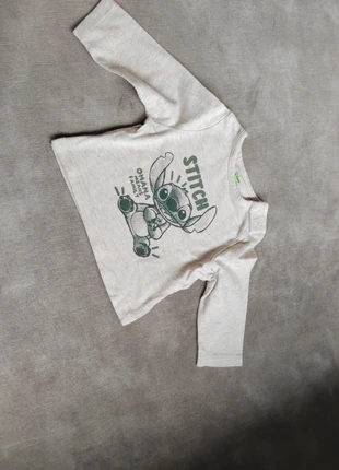 T-shirt stitch , brand: Disney, condizioni: Ottime, taglia: Fino a 1 mese / 50 cm, €3.00, €3.85 include la Protezione acquisti