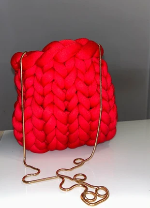 Borsetta rosso Natale – elegante, compatta e brillante, condizioni: Ottime, €29.90, €32.10 include la Protezione acquisti