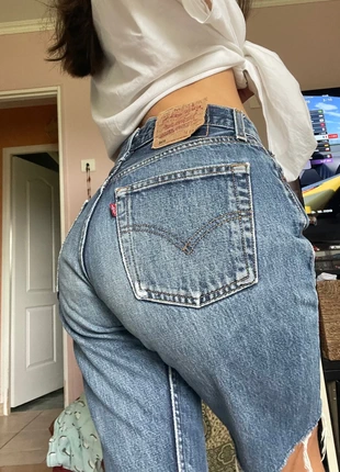 Short bermuda Levi's 501, brand: Levi's, condition: Very good, size: S / 36 / 8, €20.00, €21.70 includes Buyer Protection