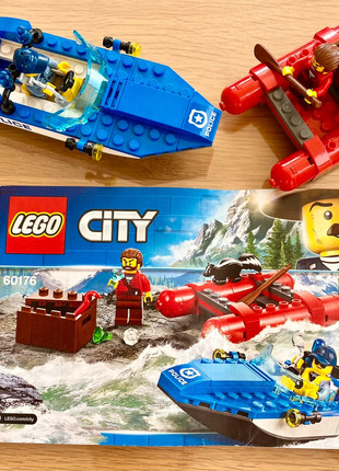 Légo City - 60176 L'arrestation en hors-bord De 5 à 12 ans - Lego