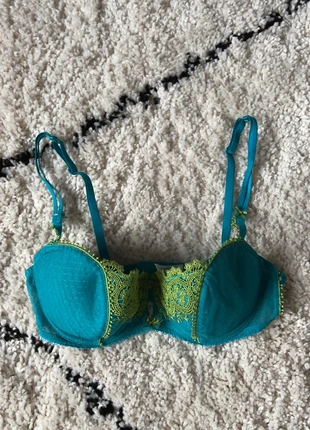 Soutien gorge Darjeeling turquoise 90C, marque: Darjeeling, état: Très bon état, taille: 90C, 5,00 €, 5,95 € Protection acheteurs incluse