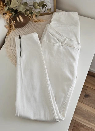 Jean blanc de grosesse taille 36 kiabi, merk: Kiabi, staat: Nieuw zonder prijskaartje, maat: S / 36 / 8, € 9,00, € 10,15 inclusief Kopersbescherming