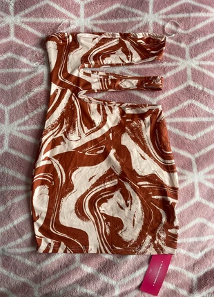 Brown & Cream Patterned Strapless Dress with Cut-Outs, brand: Shein, condition: New with tags, size: XS / 34 / 6, €3.50, €4.38 includes Buyer Protection