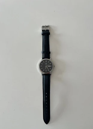 Aibi Black Wristwatch, état: Très bon état, taille: Taille unique, 5,00 €, 5,95 € Protection acheteurs incluse