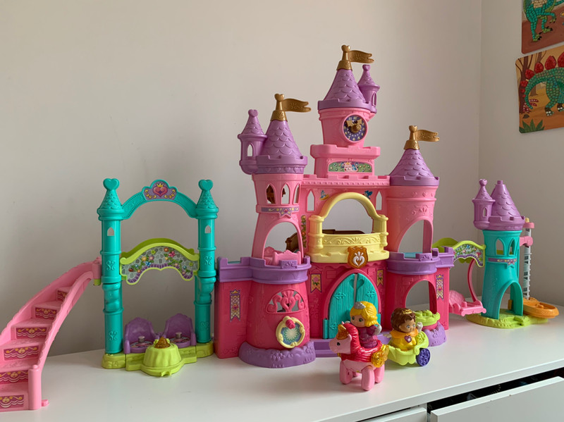 ② VTech Tut Tut Copains Le Royaume enchanté Le château magique