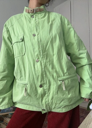 Green jacket with a strap, marca: Wissmach, estado: Bueno, tamaño: M / 38 / 10, 8,00 €, 9,10 € Protección al comprador incluida