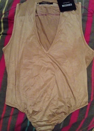 Body nude Missguided collection Caroline Receveur, merk: Missguided, staat: Nieuw met prijskaartje, maat: L / 40 / 12, € 12,00, € 13,30 inclusief Kopersbescherming