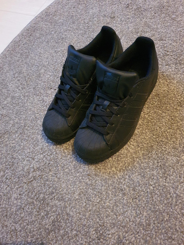 Adidas Superstars Black Vinted