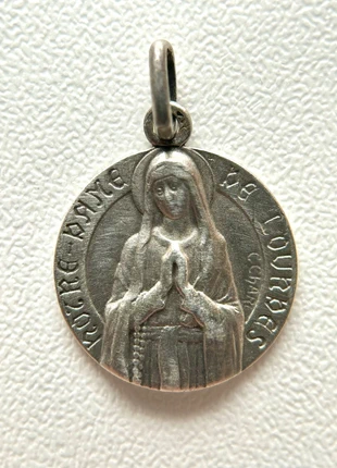 Ancienne médaille religieuse Notre Dame de Lourdes Vierge Marie, merk: Lourdes, staat: Heel goed, € 10,00, € 11,20 inclusief Kopersbescherming