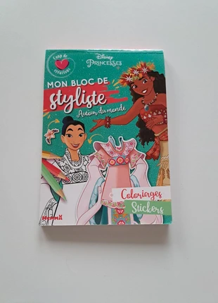 Coloriages princesses, staat: Heel goed, € 2,00, € 2,80 inclusief Kopersbescherming