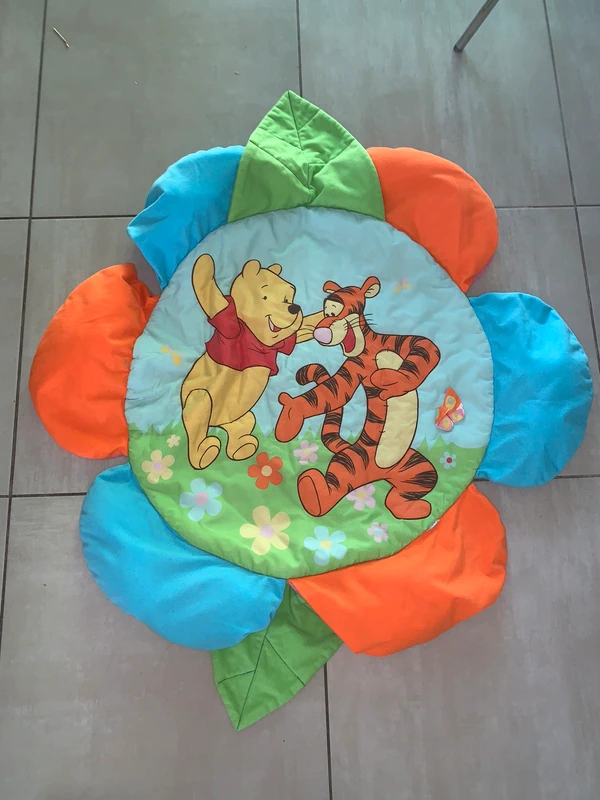 Tapis de sol tapis d’éveil Winnie l’ourson Disney réversible