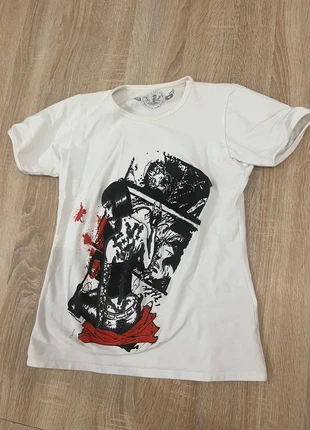 white baby tee with anime print, marque: underground, état: Très bon état, taille: S / 36 / 8, 4,00 €, 4,90 € Protection acheteurs incluse