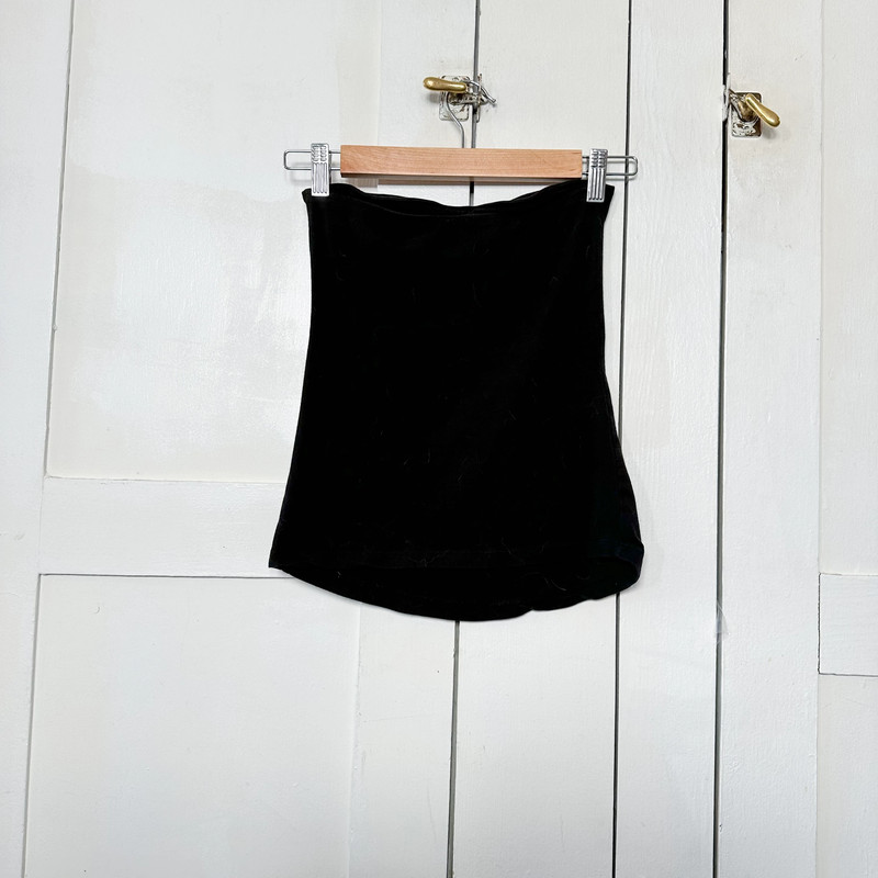 Nollie | Black Tube Top Built in Bra Liner and Bunched Strapless Top 2