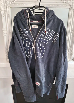 Sweat à capuche Hilfiger, marke: Hilfiger Denim, zustand: Gut, größe: XL, 5,00 €, 5,95 € inklusive Vinted-Käuferschutz