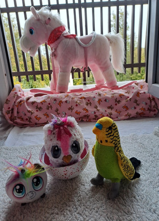 Obrázek k inzerátu: Papoušek, Coco Scoops a Spin Master Hatchimals