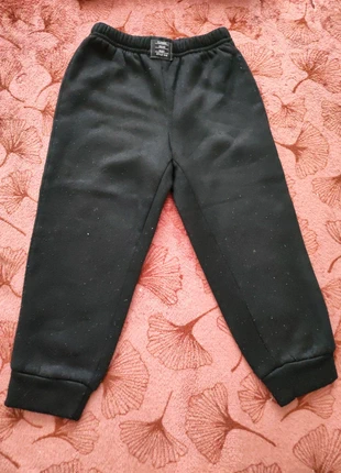 Jogging épais 4 ans Bien chaud & confortable, marca: Shein, estado: Muito bom, tamanho: 4 anos / 104 cm, €2.00, €2.80 inclui Proteção do Comprador Pro