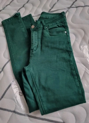 Pantalone skinny verde, marca: Girl Wear, estado: Novo sem etiquetas, tamanho: S / 36 / 8, €7.00, €8.05 inclui Proteção do Comprador