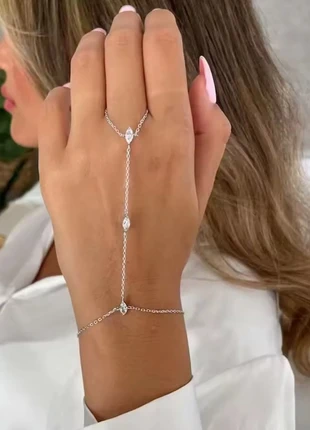 Chaîne de mains en acier inoxydable doré ou argenté, marca: Pandora, estado: Novo com etiquetas, €14.00, €15.40 inclui Proteção do Comprador