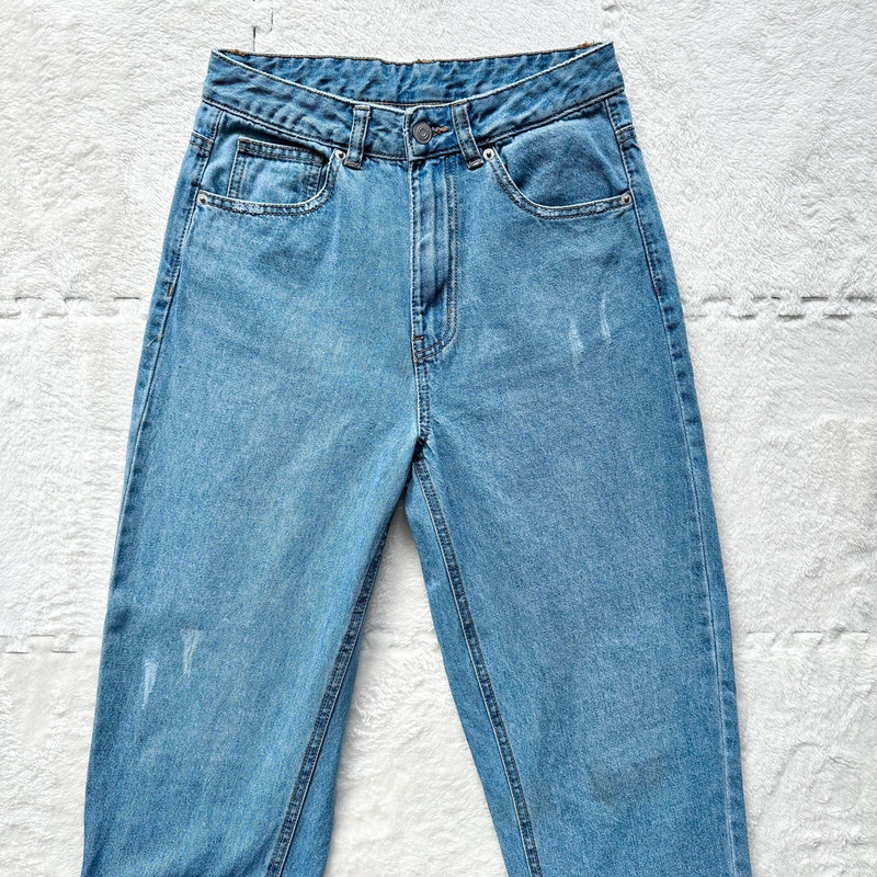 8 seconds Korean blue highwaisted straight leg jeans, size 64/ xsmall 2