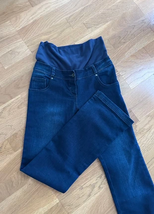Jeans jambes large maternité, staat: Heel goed, maat: M / 38 / 10, € 9,00, € 10,15 inclusief Kopersbescherming