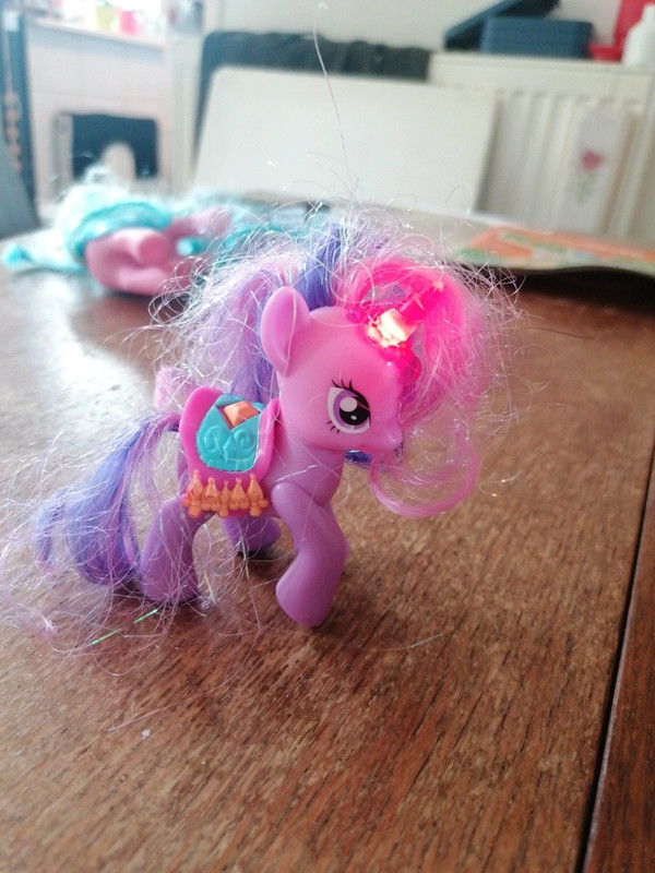 geur bod plus My Little Pony G4 Twilight Sparkle. Met lichtgevende hoorn - Vinted