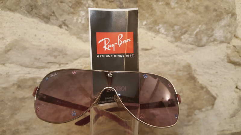 Lunettes RAY BAN solaire Junior Vinted