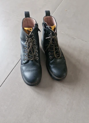 Boots, merk: Piedro, staat: Heel goed, maat: 36, € 2,50, € 3,33 inclusief Kopersbescherming