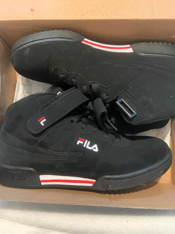 Fila trainers junior sales black