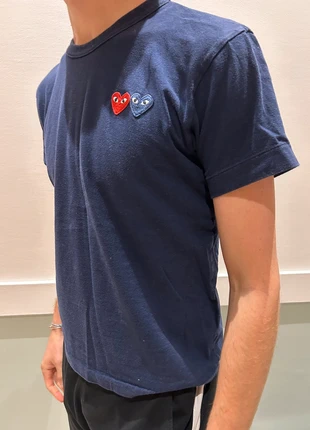 T-Shirt CDG , marca: Comme des Garçons, estado: Muito bom, tamanho: S, €40.00, €42.70 inclui Proteção do Comprador