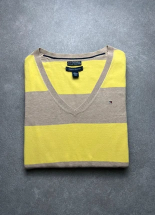 Pull Tommy Hilfiger col V | Jaune | Logo brodé | Taille S, brand: Tommy Hilfiger, condizioni: Ottime, taglia: S, €27.90, €30.00 include la Protezione acquisti
