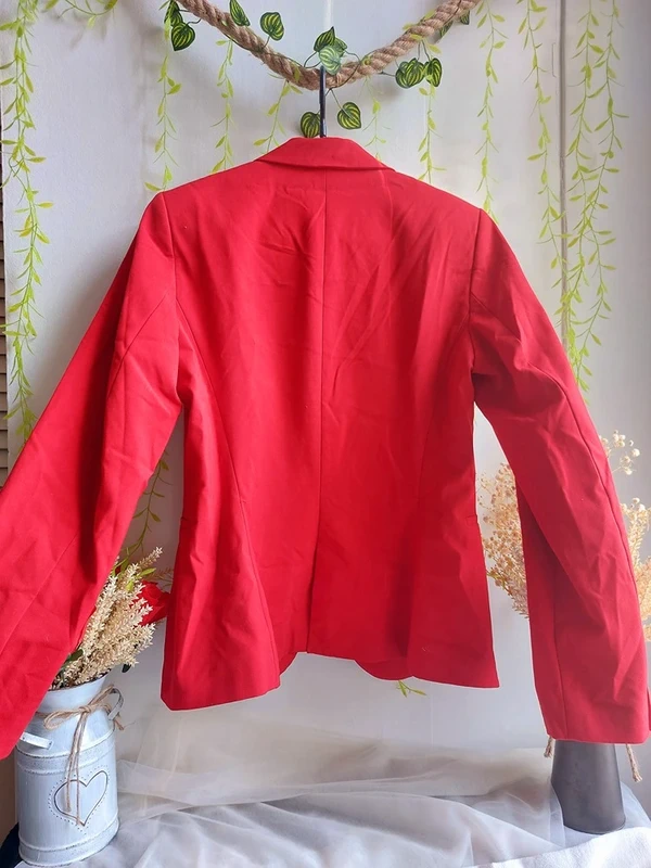 Blazer Zara – 38 – Rouge – État : Excellent - photo numéro 3
