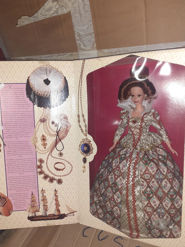 Elizabethan Queen Barbie Doll Great Eras Collection (1994) NRFB