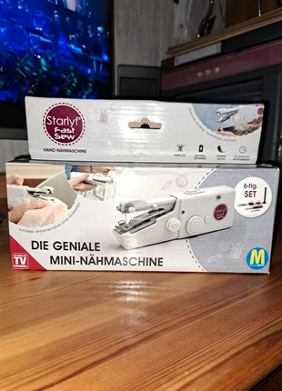 Machine à coudre de voyage ", marca: Machine, estado: Novo com etiquetas, tamanho: Tamanho único, €9.00, €10.15 inclui Proteção do Comprador