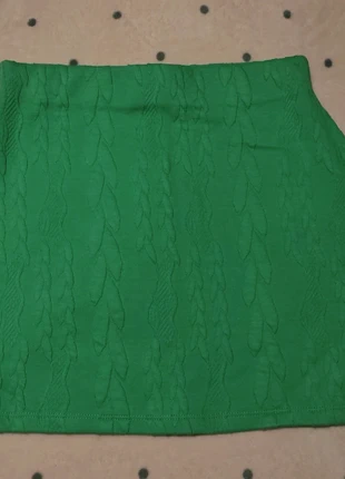 Mini falda verde - Zara, marca: Zara, estado: Novo sem etiquetas, tamanho: S / 36 / 8, €8.00, €9.10 inclui Proteção do Comprador