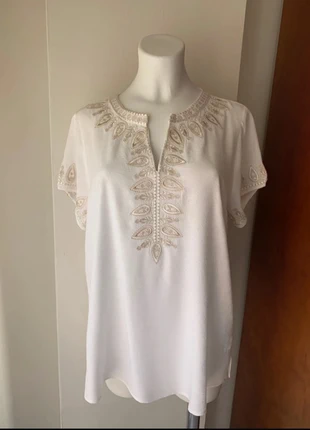 Blusa blanca bordada manga corta 🌸 Blouse blanche brodée à manches courtes, marque: Local, état: Neuf sans étiquette, taille: L / 40 / 12, 12,00 €, 13,30 € Protection acheteurs incluse