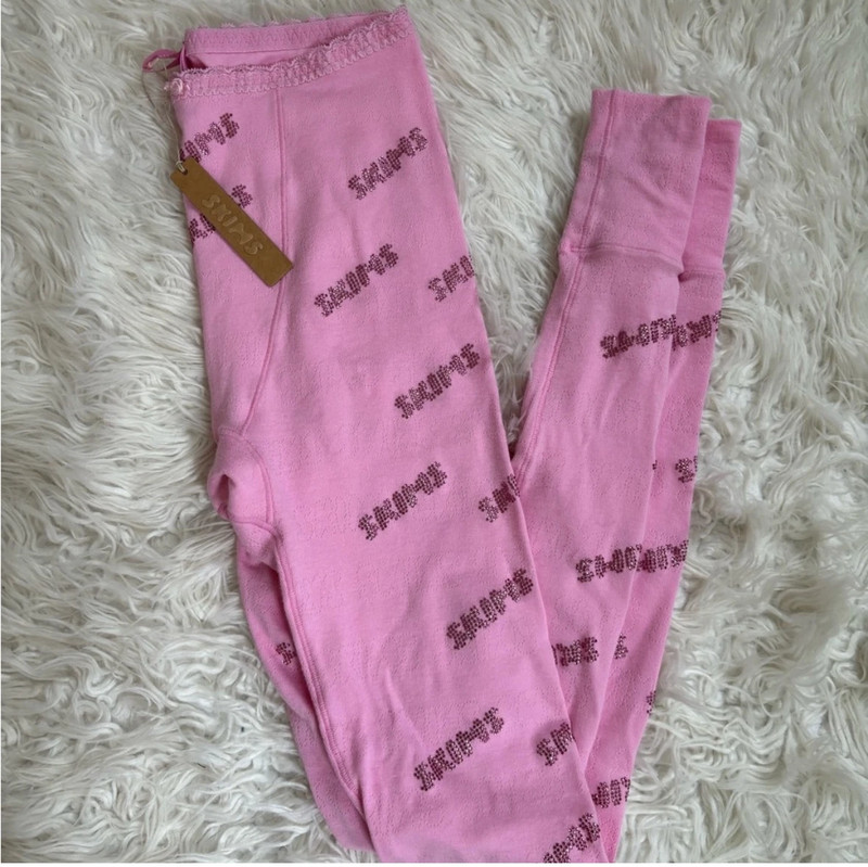 NWT Skims Pointelle Bubblegum Pink Rhinestone Leggings 1