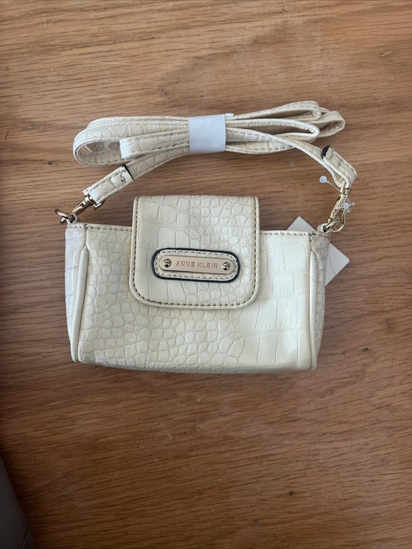 Anne Klein Color Rush Cell Wallet Cream 1