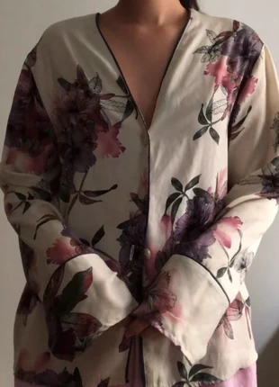 Chemise style pyjama à fleurs , brand: Primark, condition: Very good, size: XS / 34 / 6, €4.00, €4.90 includes Buyer Protection