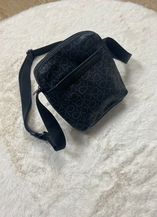 Sacoches à bandoulière Calvin Klein noir, marque: Calvin Klein, état: Très bon état, 15,00 €, 16,45 € Protection acheteurs incluse