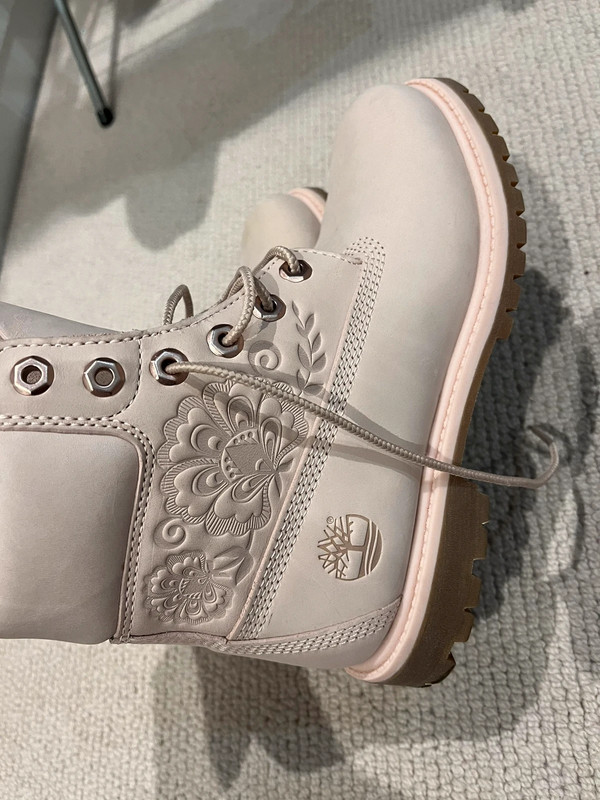 Blush timberlands deals