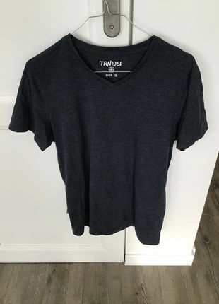 T-shirt TRN, marke: TRN1961, zustand: Neu, größe: S, 2,00 €, 2,80 € inklusive Vinted-Käuferschutz