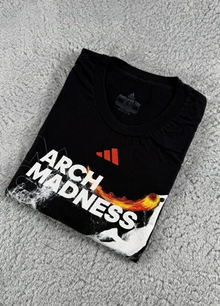 Adidas T-shirt XL Streetwear Coton Noir Graphique Basketball "Arch Madness" / Cotton Black 00287, merk: adidas, staat: Heel goed, maat: XL, € 6,00, € 7,00 inclusief Kopersbescherming Pro