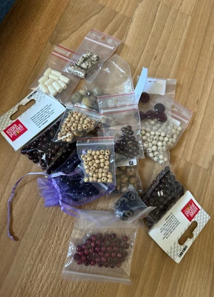 Lot perles en bois, pierre, os, merk: Perles & Co, staat: Nieuw met prijskaartje, € 10,00, € 11,20 inclusief Kopersbescherming