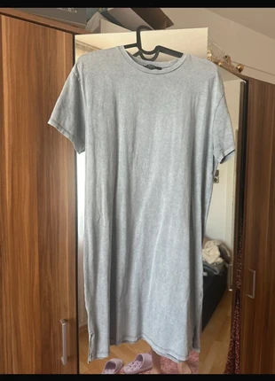 Kurzärmliger Kleid Cozykleid, marque: Pull & Bear, état: Très bon état, taille: M / 38 / 10, 3,00 €, 3,85 € Protection acheteurs incluse