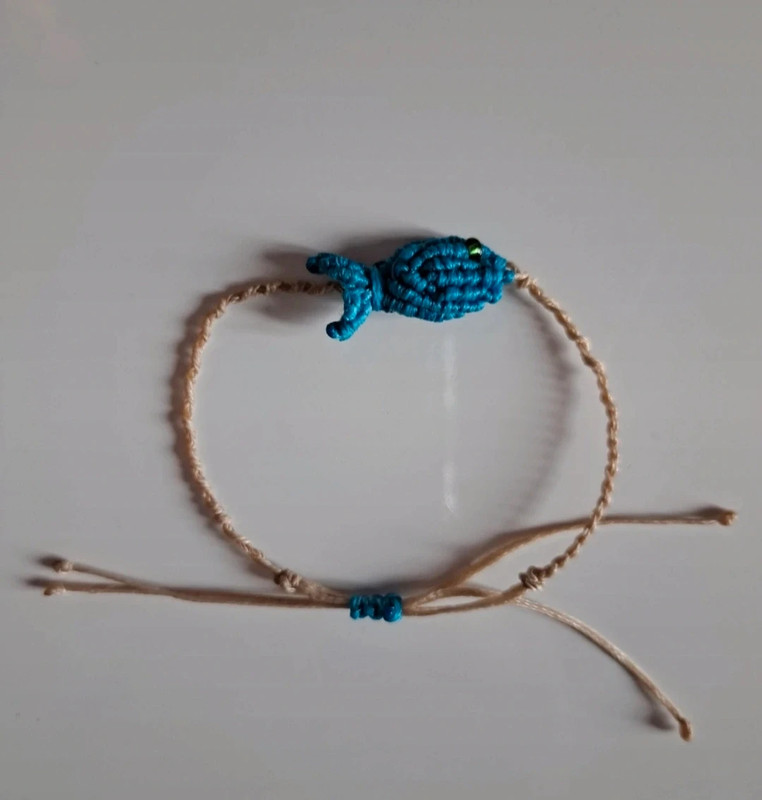 Bracciale pesciolino macramé 1